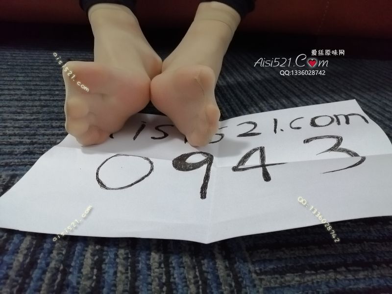 原味丝袜|袜类,臭短丝袜,jio汗泡3天的肉色性感短丝袜，闷着，薰你！手感很棒，纵享丝滑！保证给哥哥穿足3天