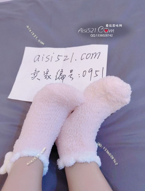 原味丝袜|袜类,臭棉袜,超级汗脚超级酸臭超级爱运动粉色小兔珊瑚绒加厚袜子