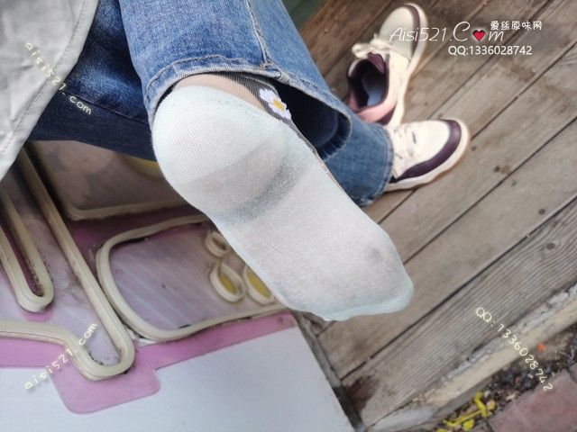 原味丝袜|袜类,臭短丝袜,爱丽丝(此活动可指定MM,但袜类随机)——2021年12月份顾客预订甜点店妹妹卡通丝