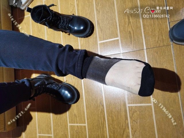 原味丝袜|袜类,臭短丝袜,爱丽丝(此活动可指定MM,但袜类随机)——2022年03月份顾客预订导购36卡通丝