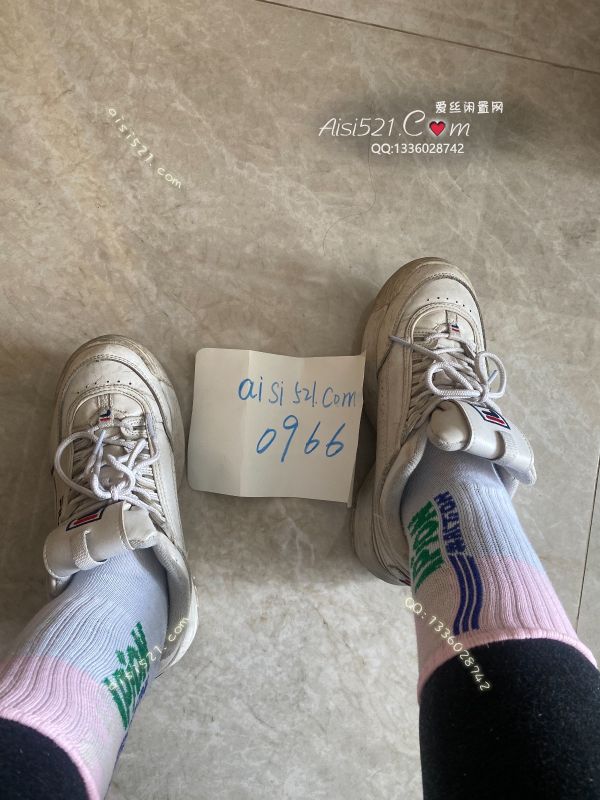 原味丝袜|袜类,臭棉袜,这棉袜臭死了，跑步登山各种运动，暴汗！