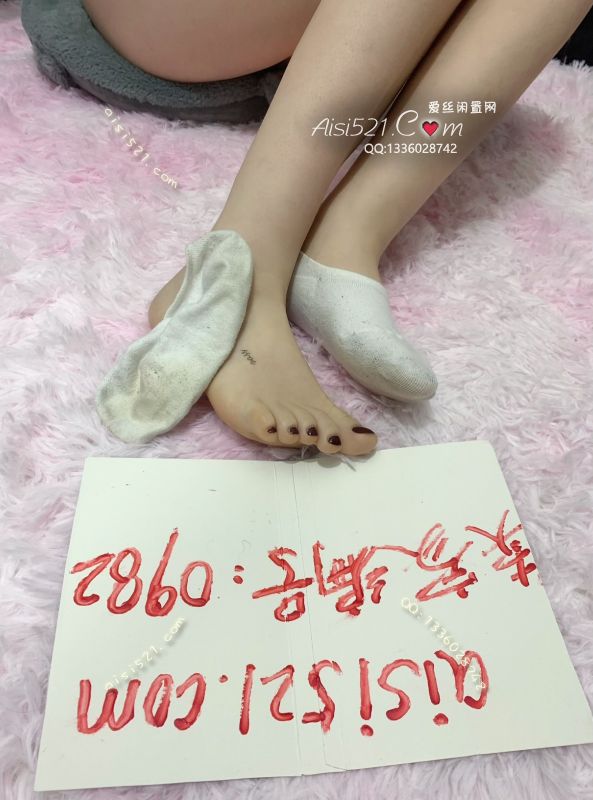 原味丝袜|袜类,臭船袜,白色脏船袜酸臭酸臭的，脚汗湿湿的