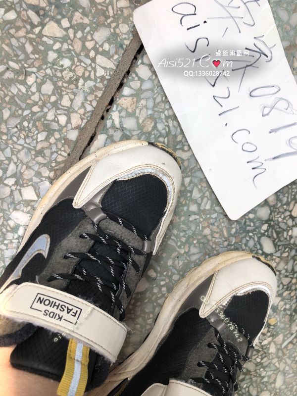 原味女鞋|鞋类,休闲平底,贱货来给主人清理鞋子