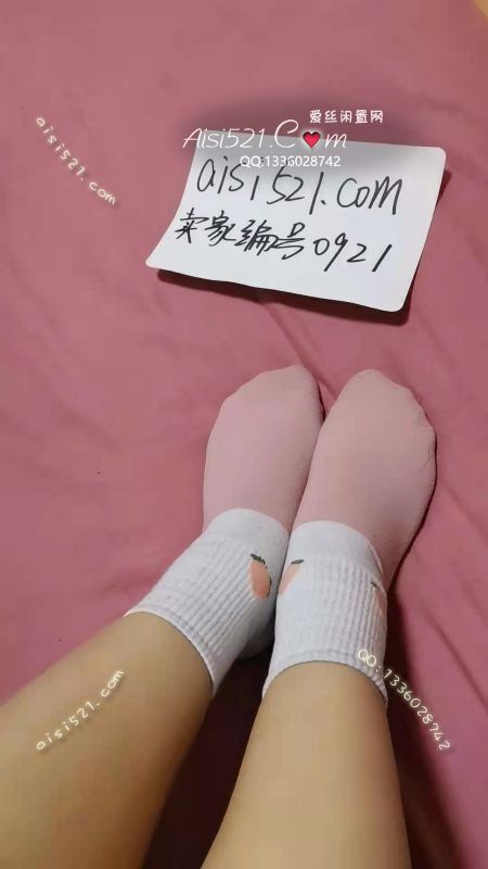 原味丝袜|袜类,臭棉袜,贱狗，主人穿了5天的棉袜喜欢吗？超级酸臭的那种