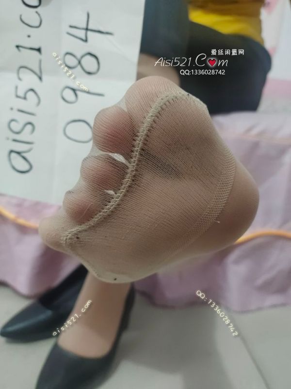 酸臭短丝，平时逛街穿的，味道十足，赶快入手吧～原味丝袜|袜类臭短丝袜