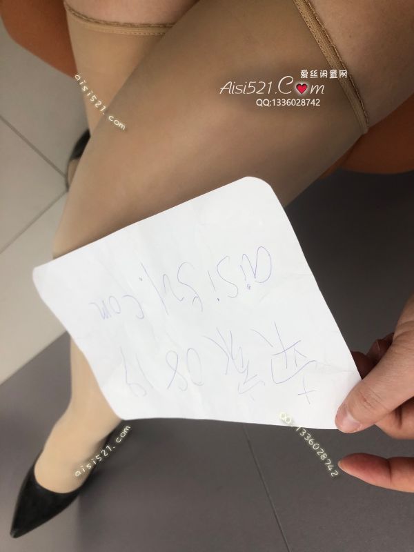 原味丝袜|袜类,其他原味袜类,来舔麻麻的臭袜子