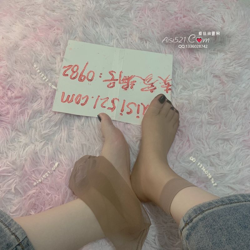脚尖透明咖啡丝原味丝袜|袜类臭短丝袜
